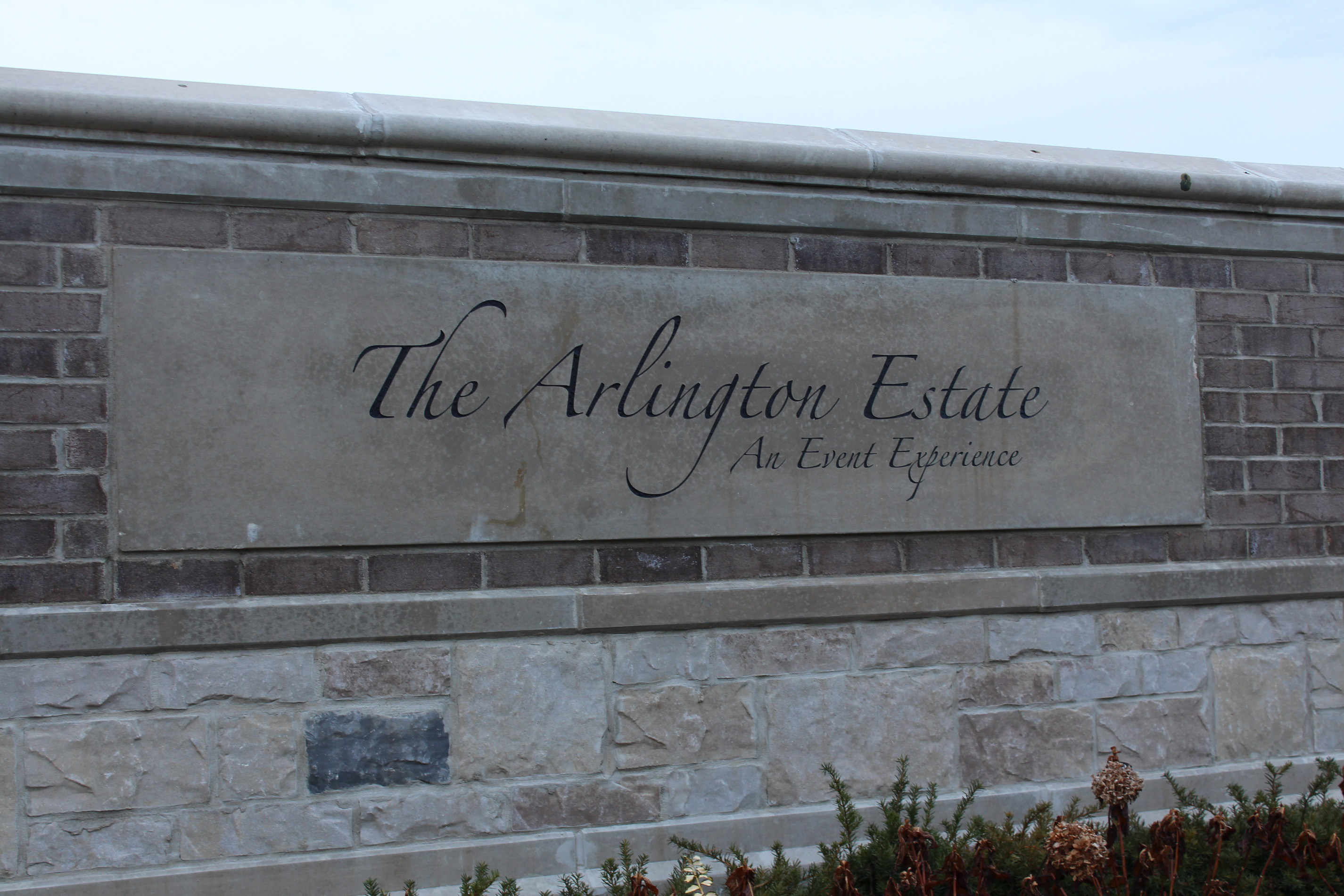 Arlington Estates entrance sign. - Stone colour is Vivace Milano, Brick colour is Sierra Brown